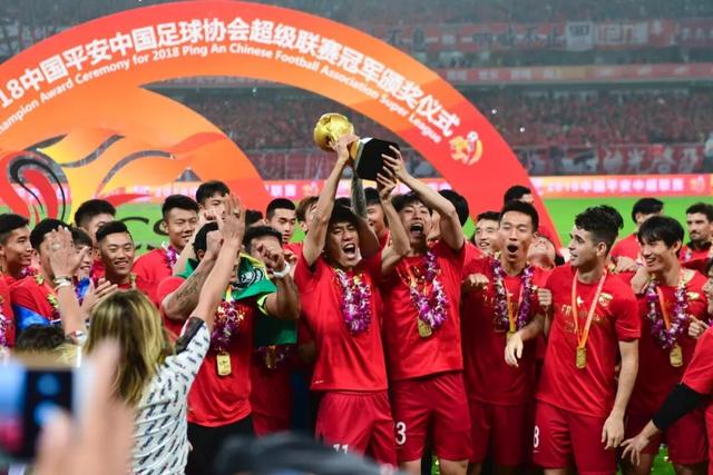 萧山不少家长陷入短剧世界，网友们很无奈